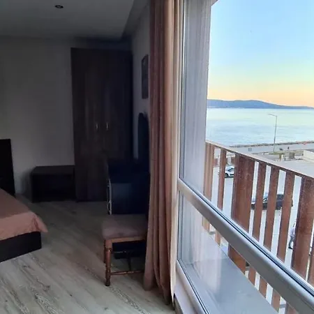 Apartman Paradiso, Nessebar, First Line From The Sea Neszebar