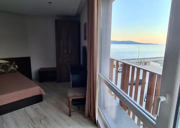 Апартаменты Paradiso, Nessebar, First Line From The Sea Несебр